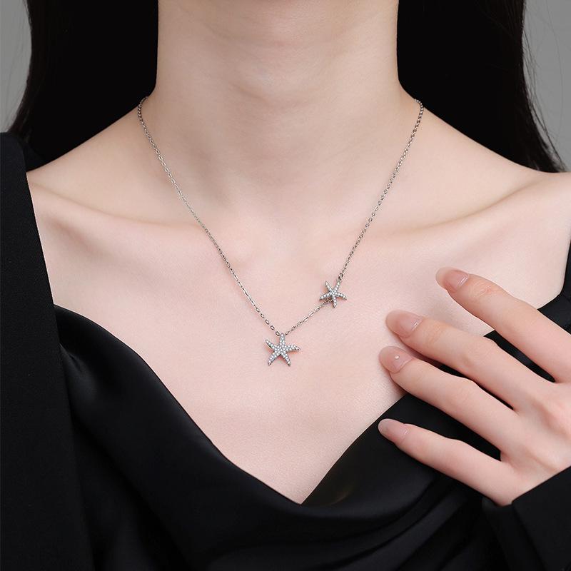 Double Star Diamond Necklace: Personalized Fashion, Luxury Niche Design, Versatile Clavicle Chain for Women