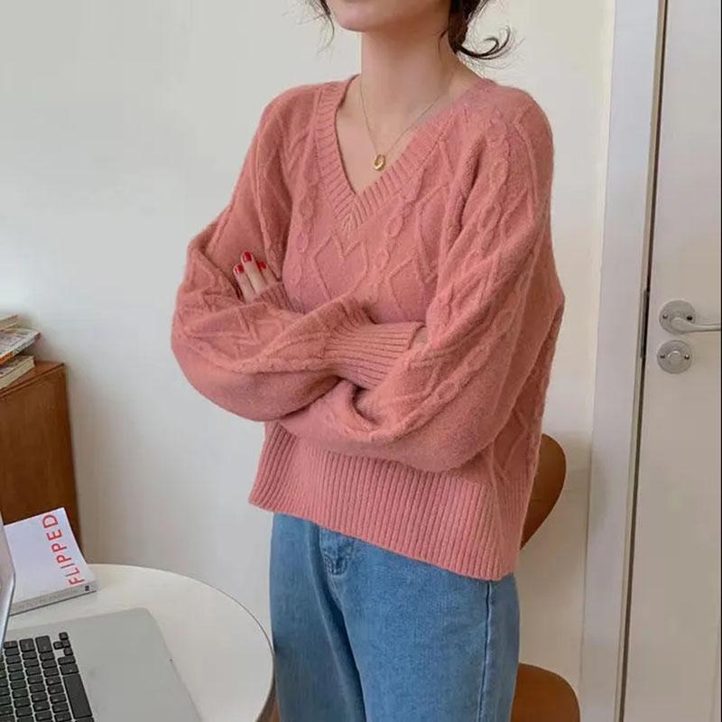 Knitted Heart Pattern Women Sweater Sweet Loose Short Pull Pullover Simple Casual Style V-neck Long Sleeve Top Korean Fashion