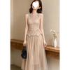 French slim-fit lace sleeveless dress women's two-piece set huge beautiful skirt super fairy fresh explosion commute