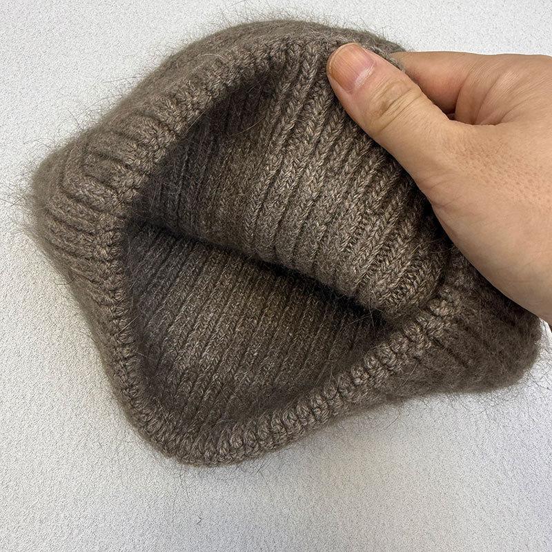 Autumn and winter new women's high-end knitted outdoor warm soft waxy plush knitted hat, solid color versatile stacking hat shows face