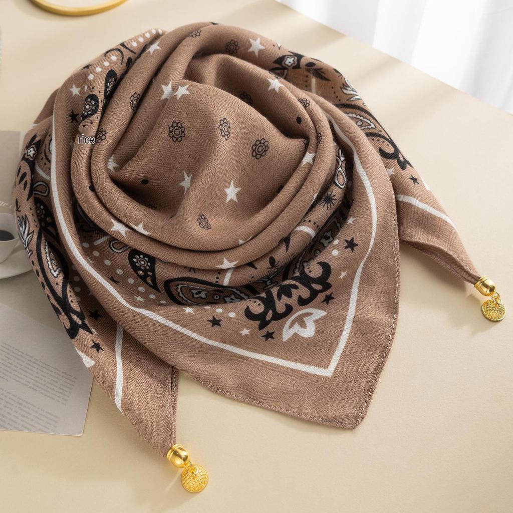 Women's Magnetic Buckle Cotton Scarf - Stylish, Lightweight, Comfortable Neck Protection