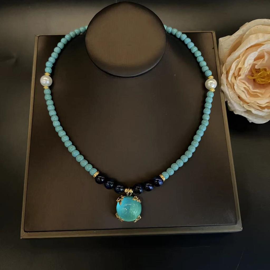 European and American Retro Court Style Natural Turquoise Necklace Bracelet Stud Earrings Niche High-end Versatile Round Glazed Suit
