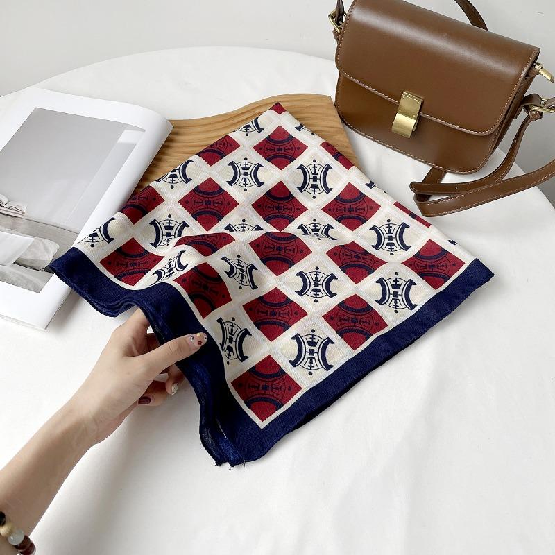 Fashion Geometric Chain Printed Square Scarf Versatile Women S Decorative Neck Scarf