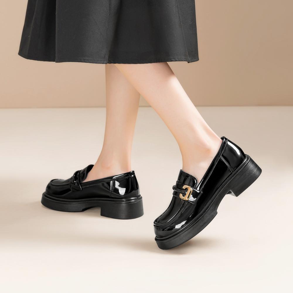 Warrior Loafers Synthetic Leather British Style Fashion Versatile Casual Flats 4.5Cm Women flats Black WXP(WZ)-221001