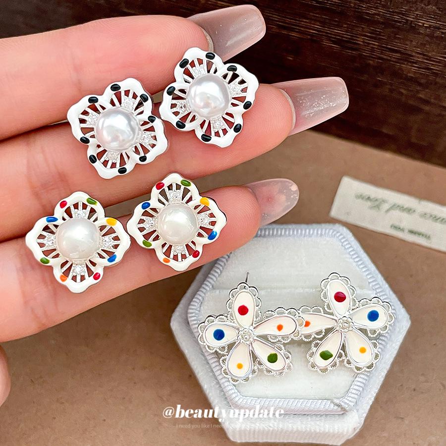 Silver Needle Zirconia Pearl Enamel Polka Dot Flower Stud Earrings - Fashionable and Cute Women's Accessories