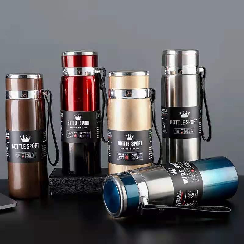 Large Capacity Insulated Stainless Steel Water Bottle with Portable Lanyard