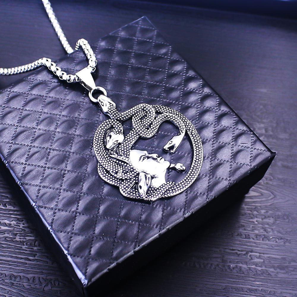 Necklace for Women Ins Hip Hop Diy Medusa Light Luxury Snake Shaped Pendant for Men