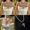 Collier Croix Baroque avec Perle Pour les Amateurs de Bijoux Vintage