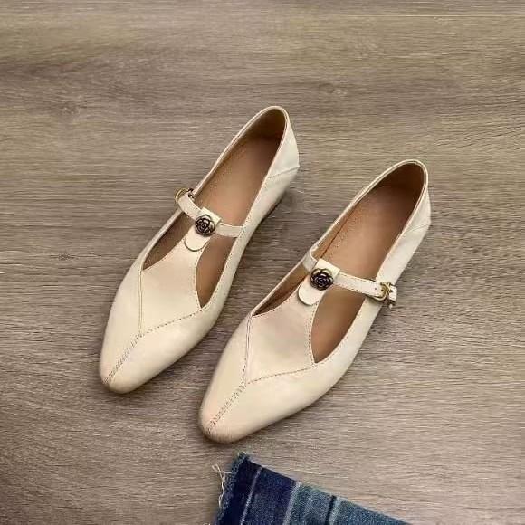 Vintage Camellia Mary Jane Women's Shoes Spring and Autumn Brown T-word with Thick Heel Single Shoes Medium Heel Small Leather Shoes