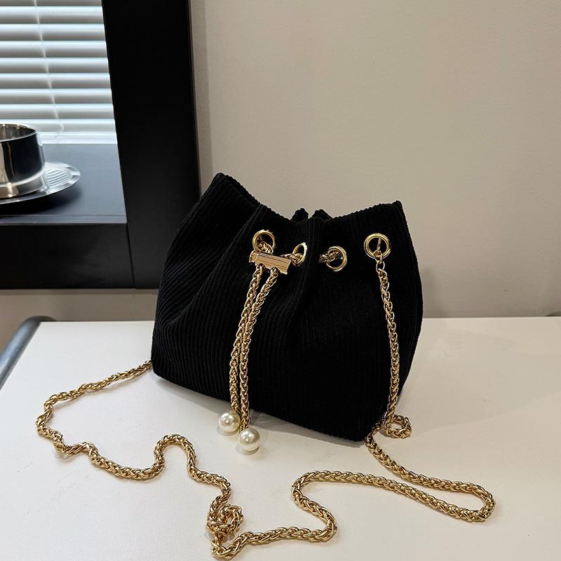 Fashion Pump Belt Bucket Bag New Corduroy Chain Messenger Bag Personalized Simple Shoulder Bag