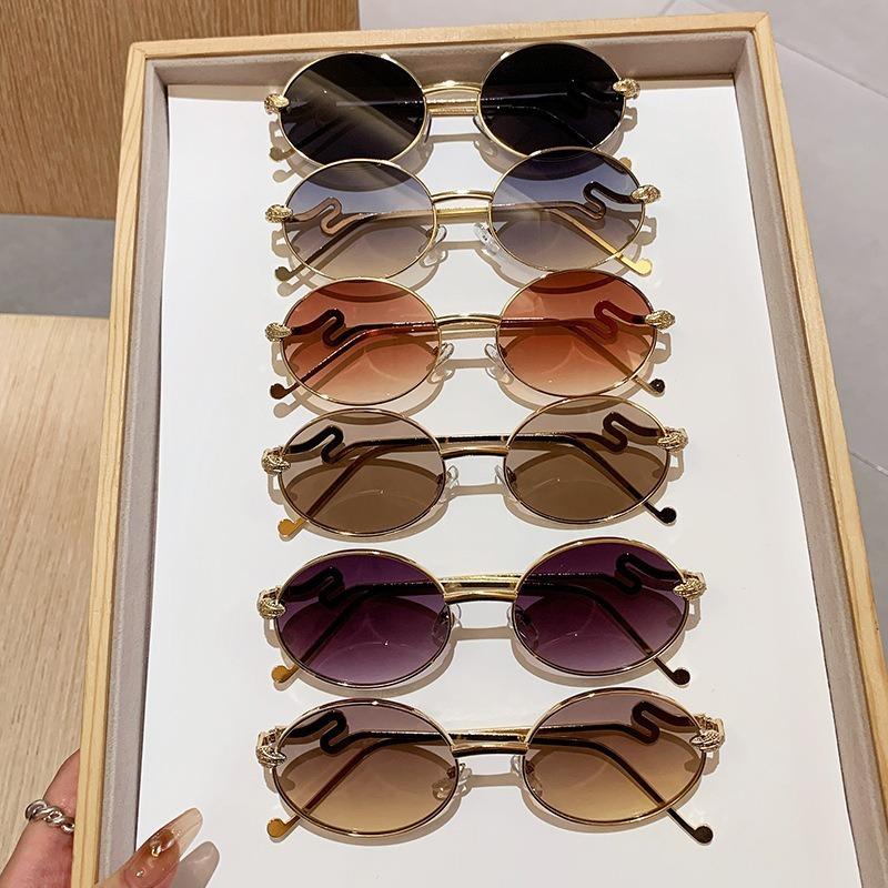Small Oval Women Sunglasses for Men Metal Frame Ins Personality Trendy Snake Design Versatile Men Casual Sun Glasses UV400 Gafas