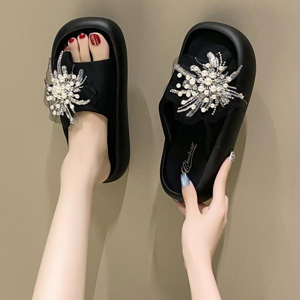 Fashion Shoes Woman 2025 Slippers Casual Platform Glitter Slides Rubber Flip Flops Pantofle Luxury Summer Jelly Hawaiian New Soft Crysta
