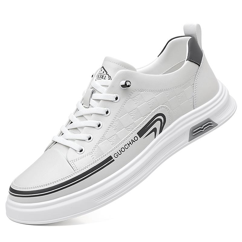 Fashion Mens Slip on Skate Footwear Men Shoe Leather Fashion Walking Shoes Handmade Male Breathable Flats Men All-match Mens Sneakers