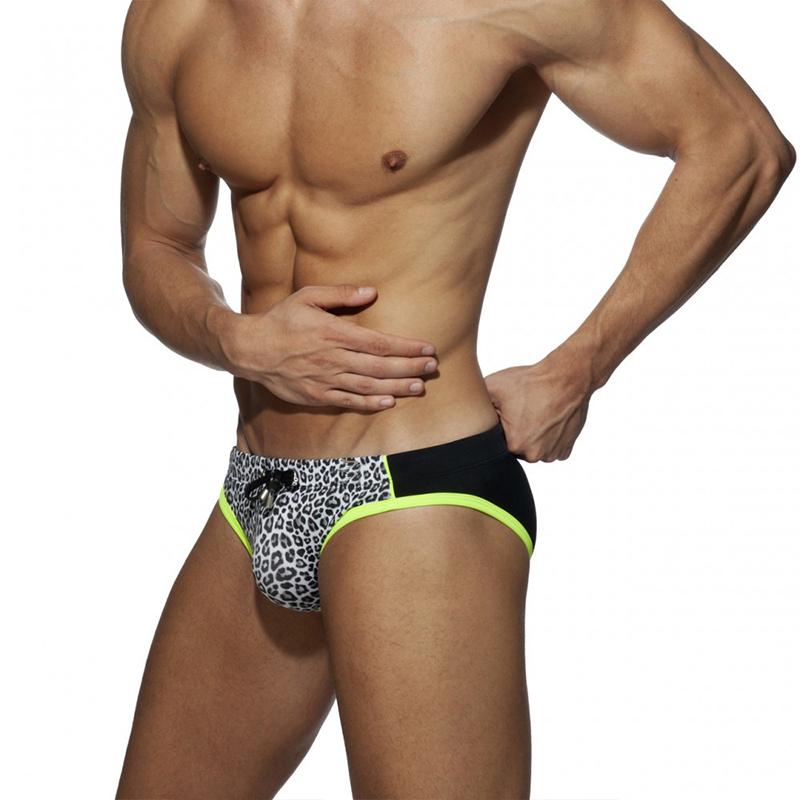 1Pc Beach Swimsuit Summer Dressing Swimming Trunks Sexy Men's Trend Lace Triangle Shape Digital Printing