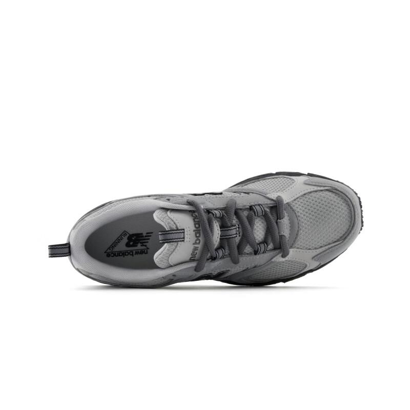 New Balance Unisex 408 Series Retro Dad Shoes