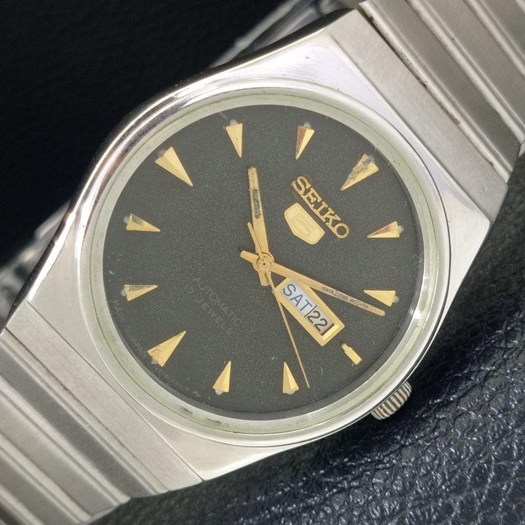 

VINTAGE SEIKO 5 AUTOMATIC JAPAN BOY ORIGINAL DIAL WATCH a704313-1 R213i-a704313