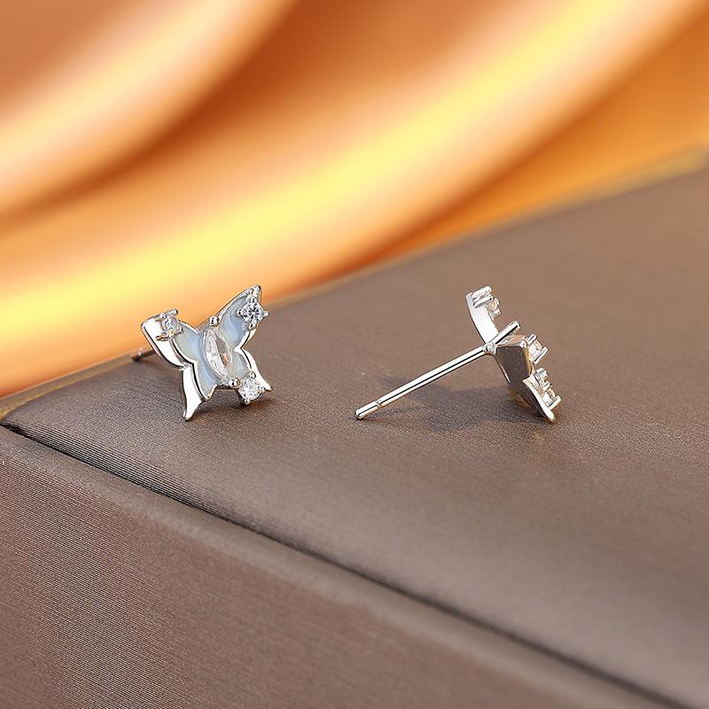 Starlight Butterfly Stud Earrings Light Luxury Design Enamel Earrings Girl Temperament Sweet Ear Jewelry