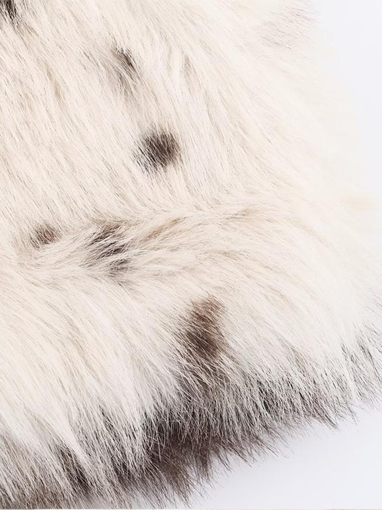 Women's Collar Long Sleeved Spotted Faux Fur Winter Coat