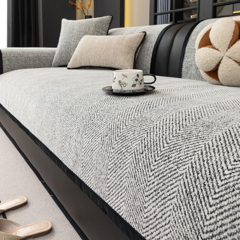 

Herringbone Sofa Cushion, New French High-End Seat Cushion, Universal In All Seasons, Straight Row Sofa, Non-Slip Cover Cover Cloth 70*70cm