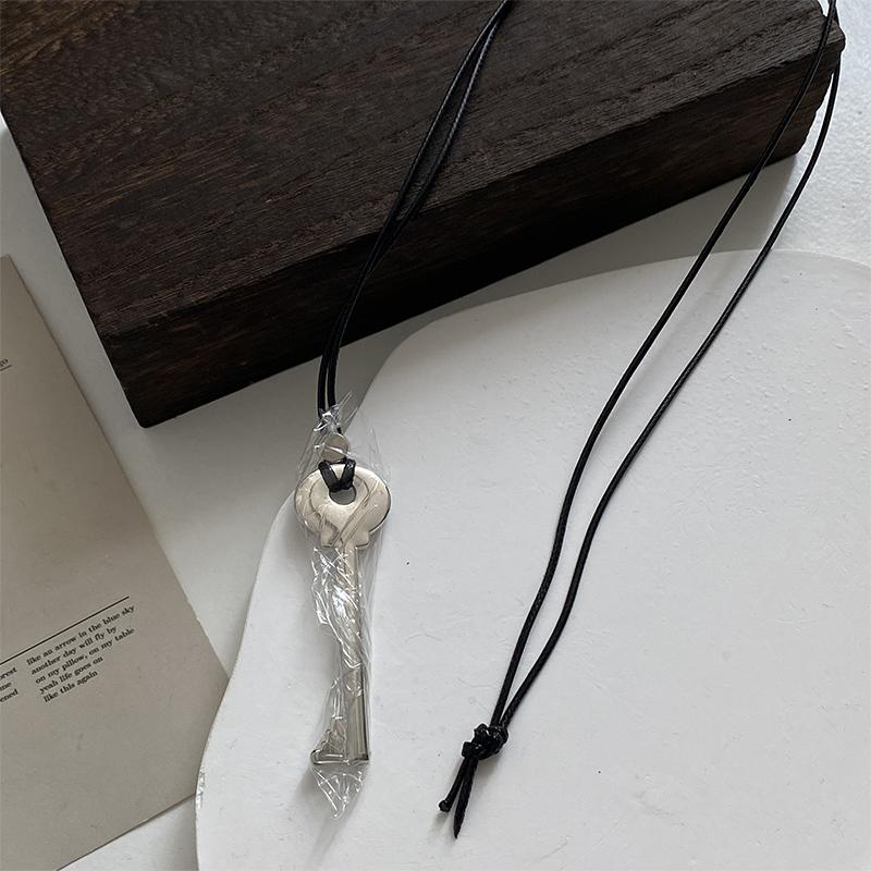 

Металлическая подвеска в форме ключа, ожерелье для женщин, девушек, простая длинная восковая веревка, цепочка для свитера, модный аксессуар, новые подарки A2
