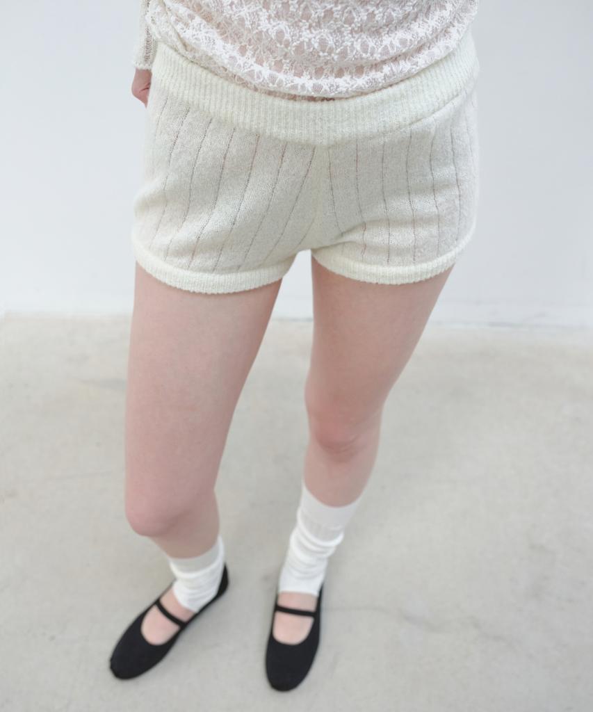 Aobteu Ribbed Knit Shorts - Ivory