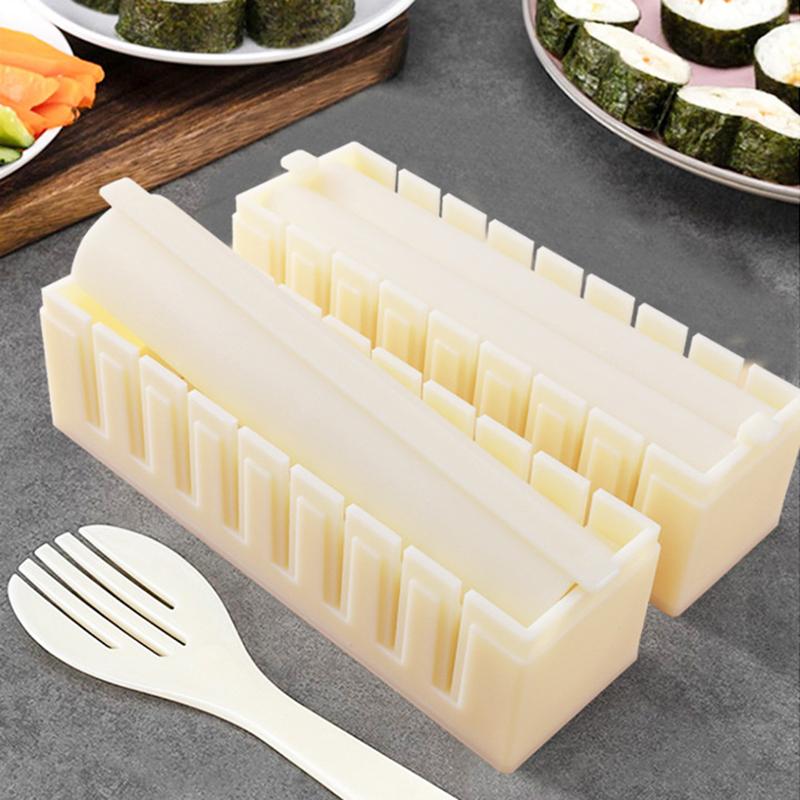 3Pcs/Set Sushi Maker Equipment Kit Plastic Kimbap Sushi Rolls Mold Round Square Heart-Shaped Sushi Making Tools Cake Roll Mold