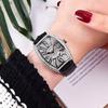 Voll Diamant Digitales Zifferblatt Mode Damen Armbanduhr Weinfass Lederarmband Studenten Trend Uhr