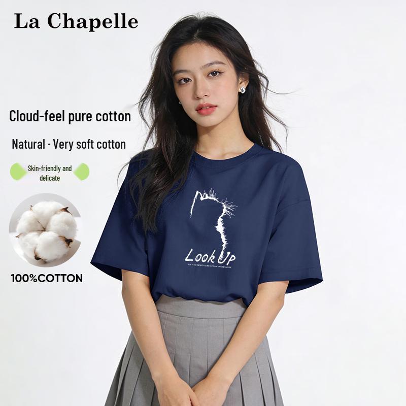 

La Chapelle Women s Cat Looking Up Cotton Graphic Tee M