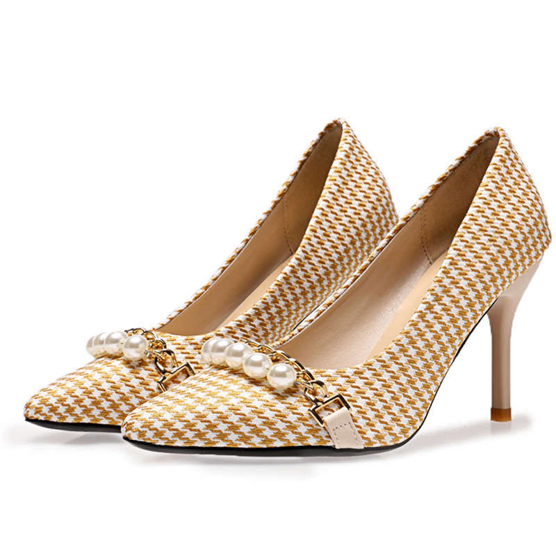 

Xiaoxiangfeng Qiandongge high heels 2025 spring new side air temperament thin heel pointed French not tired feet single shoes 41