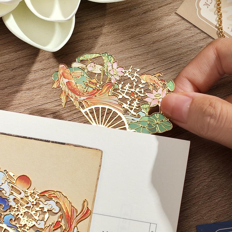 New Chinese Brass Bookmark With Pendant Fan Shape Metal Book Clip Pagination Mark Student Reading Accessories Book Lovers Gifts