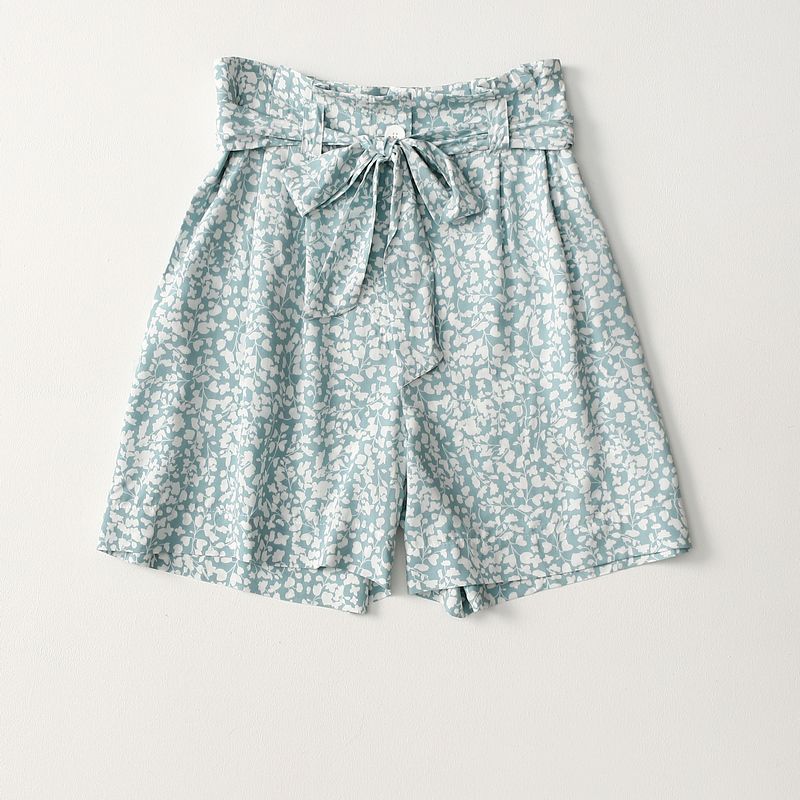 

Оригинальный заказ внешней торговли Mori Fresh Молодежный принт Свободные хлопково-шелковые шорты Женские летние тонкие на шнуровке Вискозные домашние брюки Green White Print 38