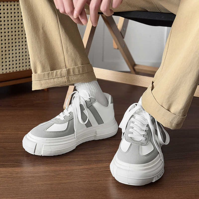 Fashion Big Sole Round Nose Sneakers 34 Size Vulcanize Luxury Brand Basketball Gym Shoes Man Sport Foot-wear Vzuttya News