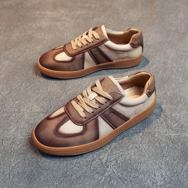 

Первый слой коровьей кожи немецкие тренировочные туфли женские весна 2025 новые кожаные ретро плоские повседневные одинарные туфли женские кеды 35