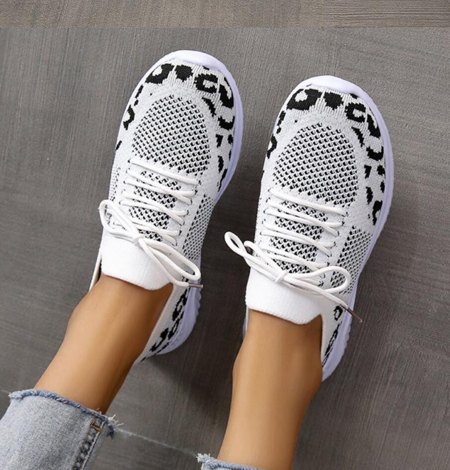 

Мода 2024Новинка, женская мода, плоская нескользящая женская обувь, однотонные сетчатые уличные легкие кроссовки, женская обувь, большой размер 36-43, обувь 43
