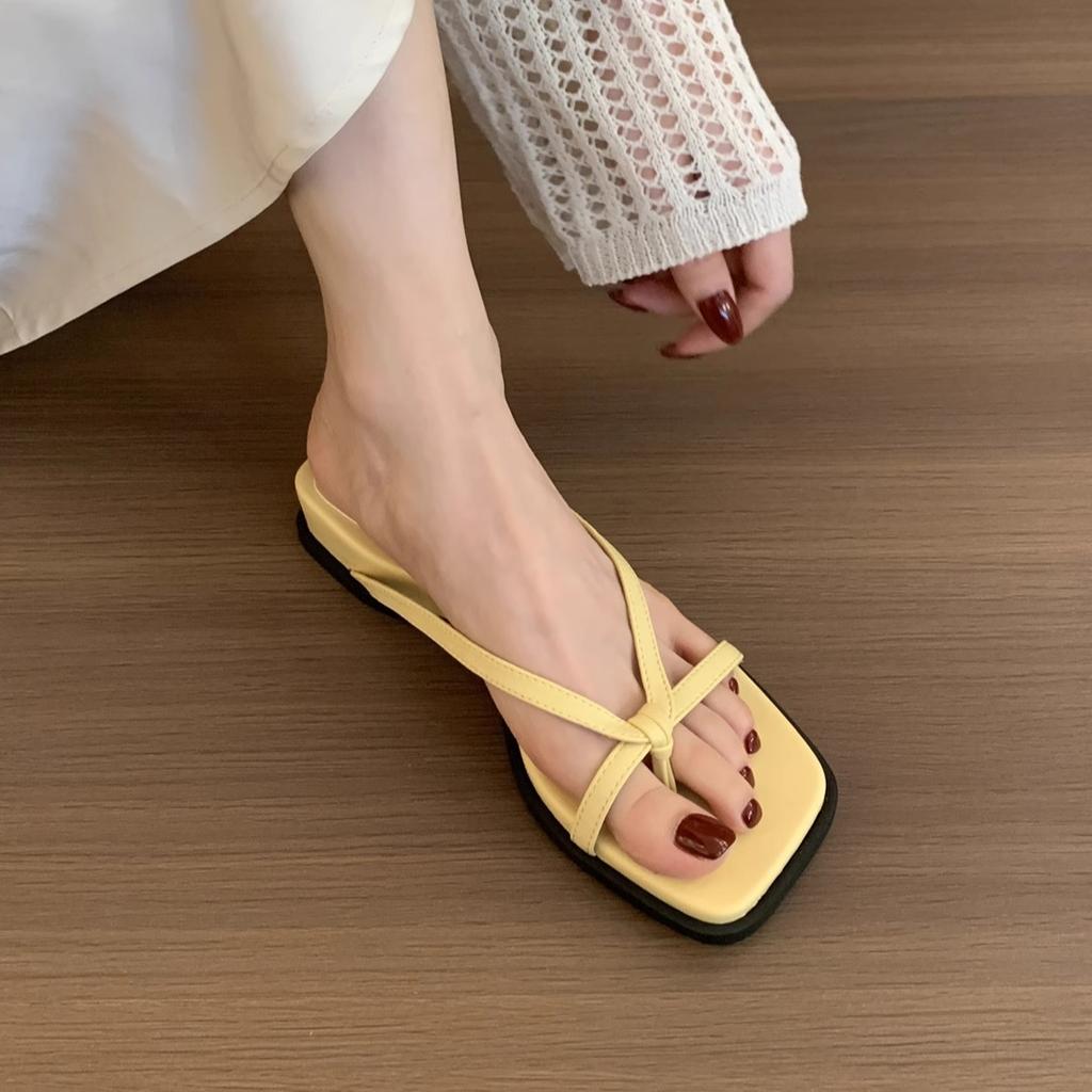 Thick-soled wedge slippers women's summer wear new temperament soft-soled toe sandals vacation beach shoes