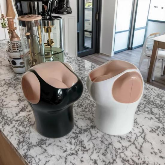 Flaschenöffner Modellförmig Automatischer Drucktyp Glattes Geschwungenes Design Bierflaschenöffner Einfacher One-Touch Kapselentferner Barzubehör