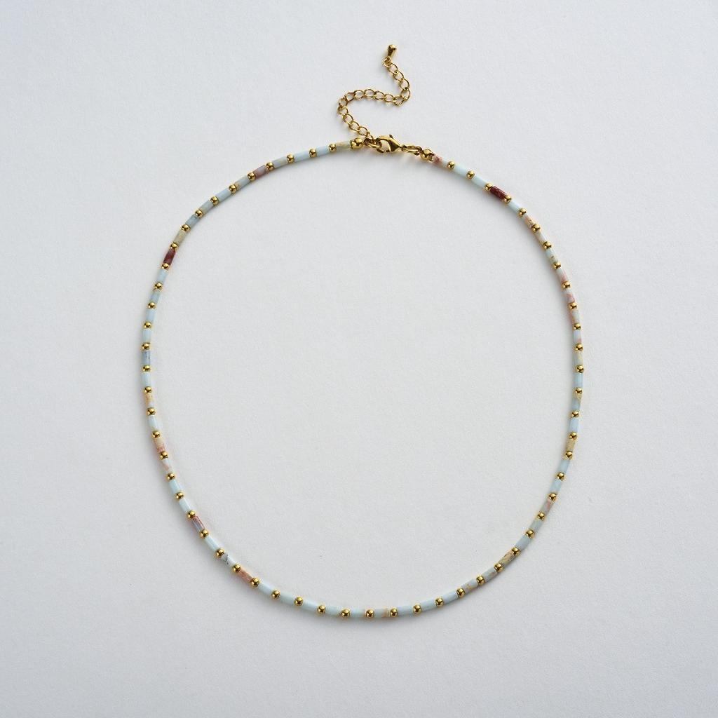 Ein Muss für modebewusstes Pendeln, Hochwertige Metallmessingbeschichtung 18 Karat Echtgold, Jaspisstein Perlen-Schlüsselbein-Kette, Temperament-Halskette.