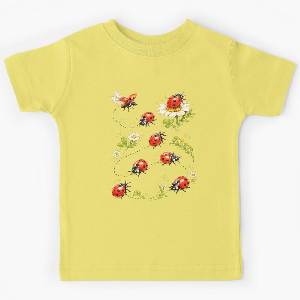 Vintage Ladybug, Retro Ladybug Graphic, 90s Y2K Bug, Cute Nature Lover Kids T-Shirt 110