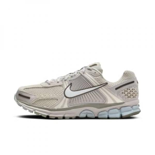 

Мужские кроссовки Nike Zoom Bomero 5 SE FZ3653-104