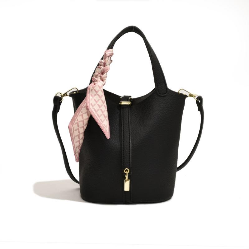 Street trend fashion hand carrying bucket bag women's new simple and versatile single shoulder casual messenger bag
