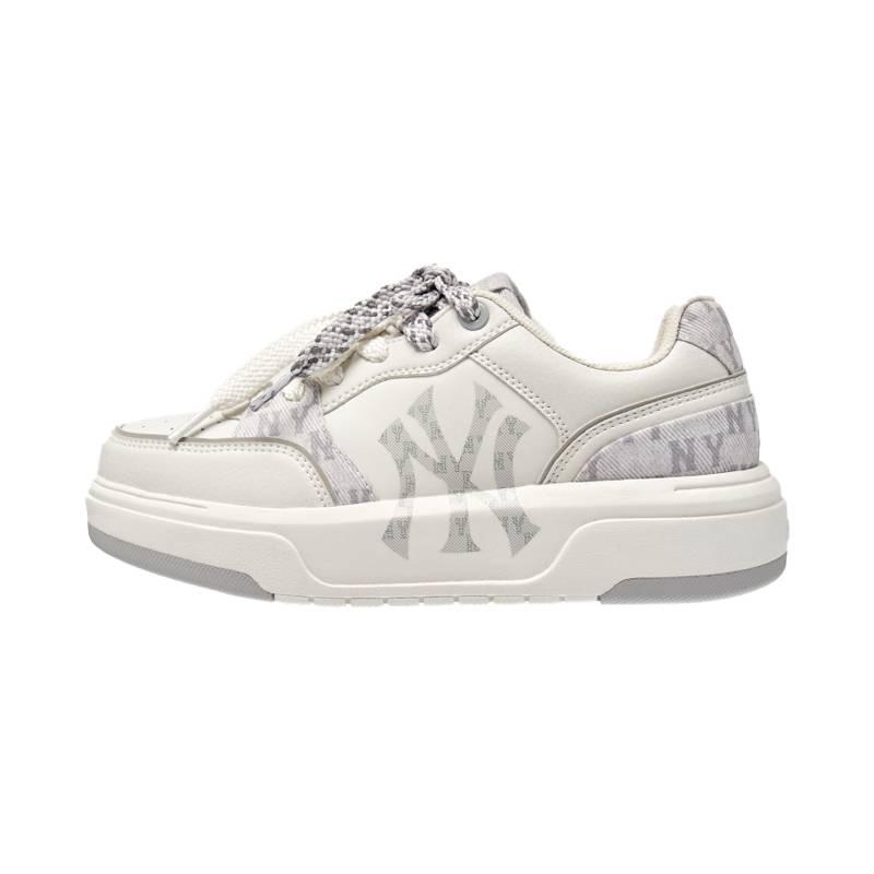 MLB New York Yankees Cuir Synthétique Décontracté Mode Rétro Tendance Accrocheur Classique Logo Latéral Baskets Basses Baskets Unisexes 3ASXM056N-50GRS 37.5 white