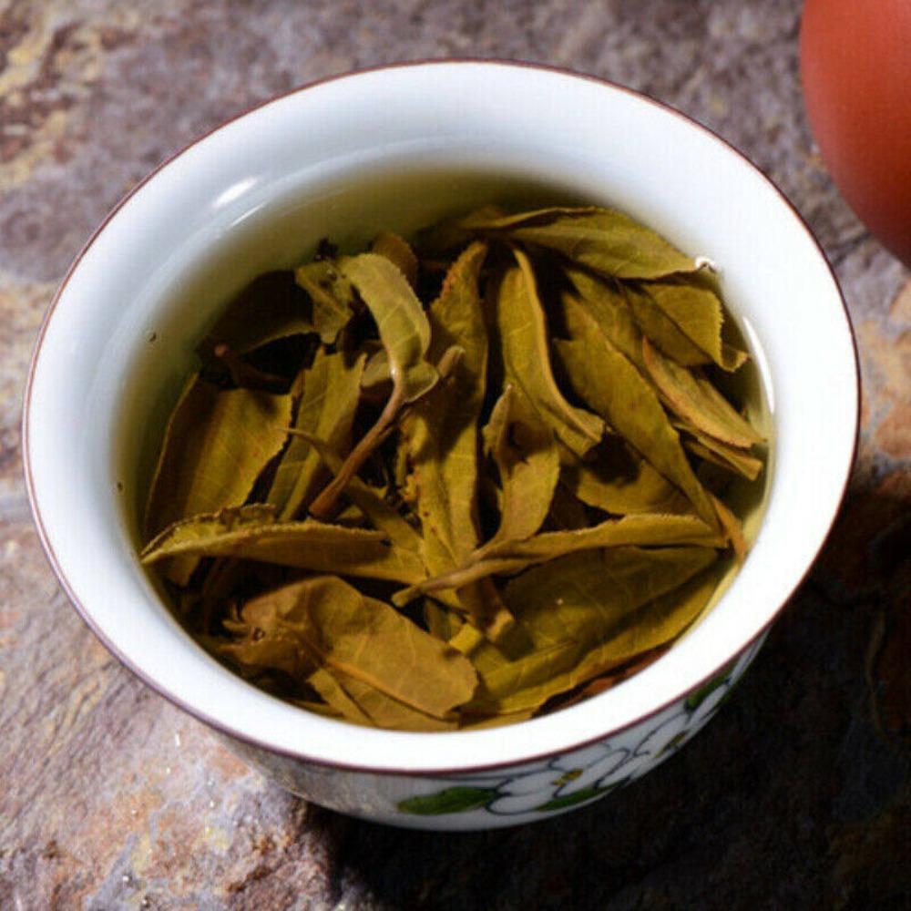 250g Yunnan Organic Pu'er Ancient Tree Green Tea Brick Health Care