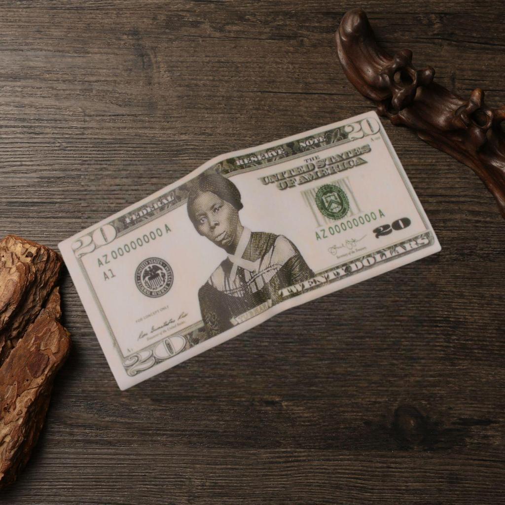 Unisexová krátká peněženka s kreativními vzory měn z různých zemí