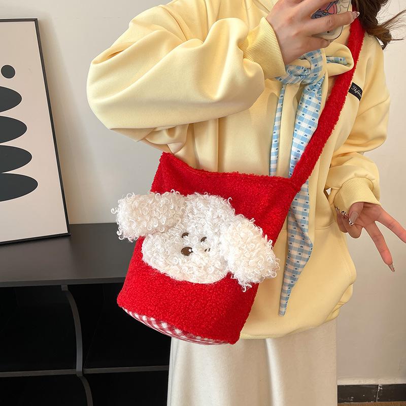Korean Version of Fashion Underarm Bag 2025 New Simple Plush Bucket Bag Large Capacity Cartoon Puppy Fluffy Messenger Bag