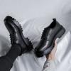 Frühling und Herbst schwarze Herrenschuhe, vielseitige Trend-Herrenschuhe, Plateau-Casual-Kleinlederschuhe 68303-R