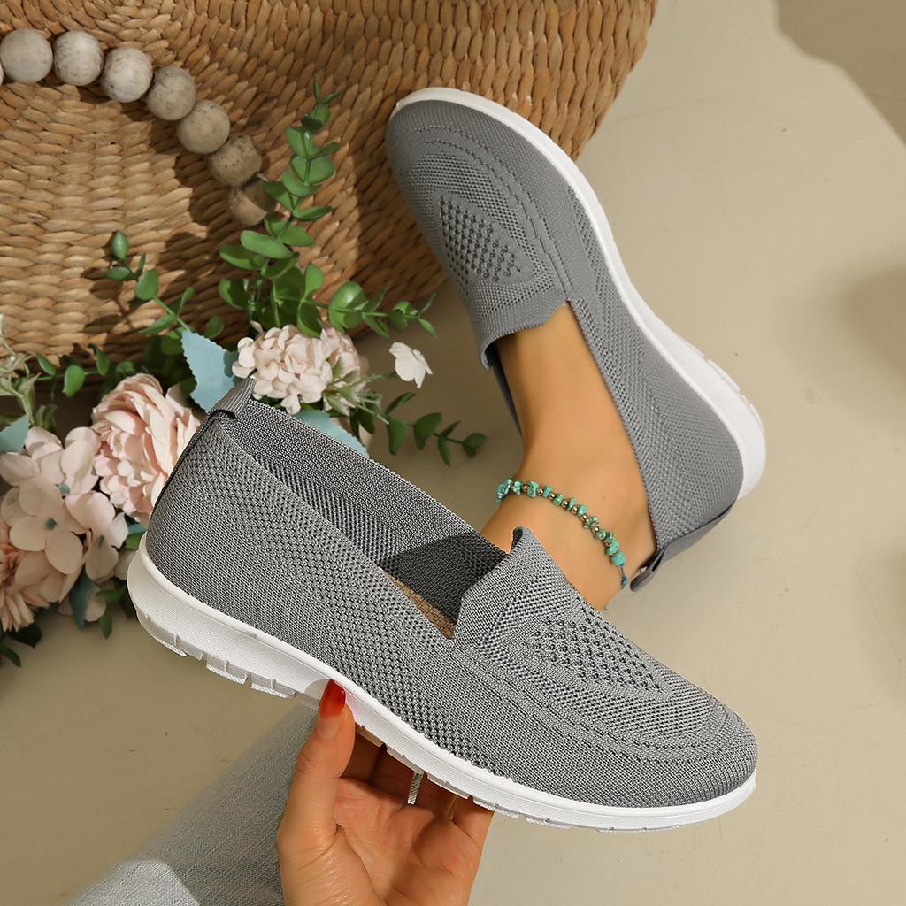 Women Slip On Flats Soft Breathable Loafers Lightweight Casual Round Toe Shoes Non-slip Summer Comfortable Walking Ballet Flats