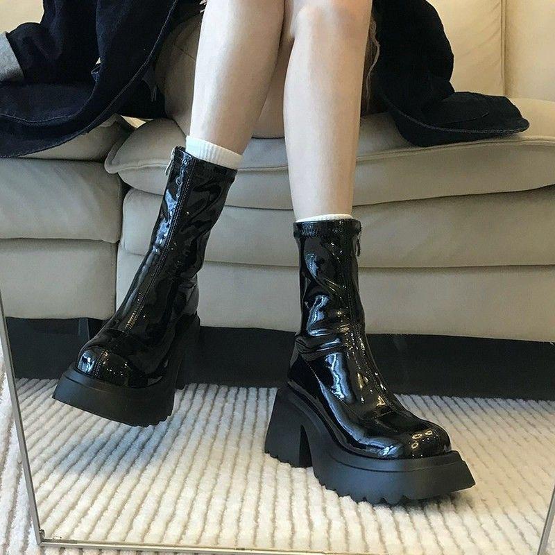 Уличный стиль черные лаковые ботинки мартин на массивной платформе и толстом каблуке - трендовый дизайн с квадратным носком для острой девушки Size 37 чёрный 3980₽
