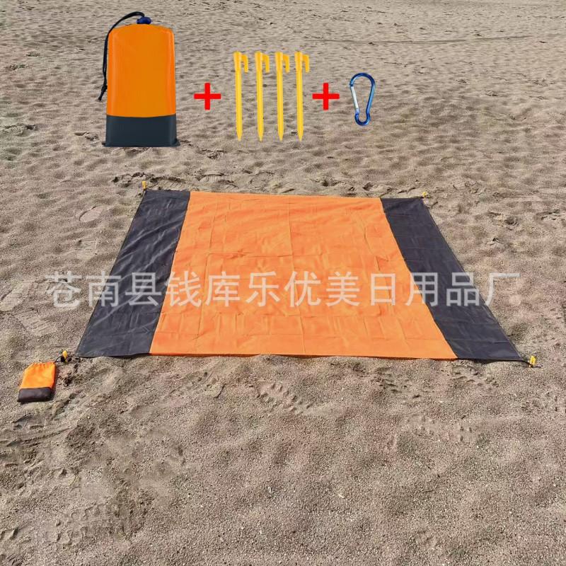 Waterproof Foldable Picnic Blanket Camping Beach Outdoor Use 210x200cm With Sandbags 2-4 Person