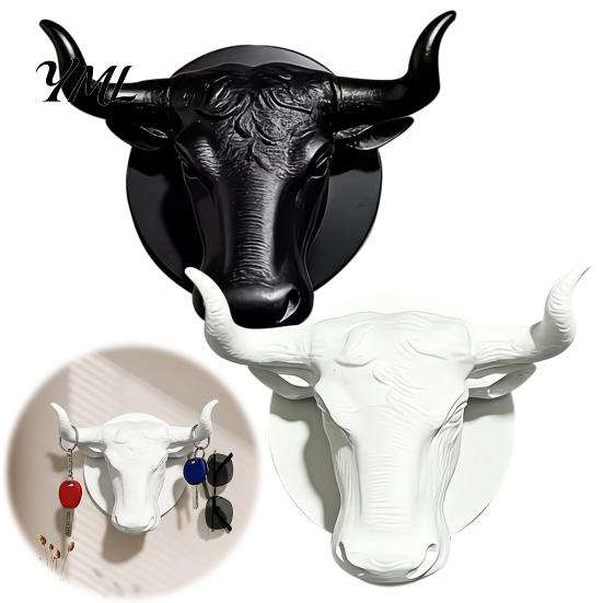 Modern Black Wall Hook Bull Head Hat Rack, Lightweight Wall-Mount Key Holder, Decorative Coat Horn Rack Hook, Retro Animal Hanger for Home Decoration
