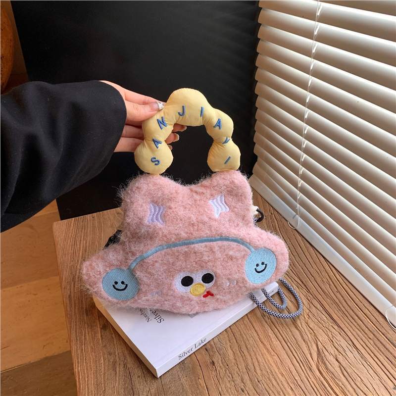Cute cartoon foreign style mobile phone bag, exquisite personality, plush small storage bag, niche design, high-end shoulder bag